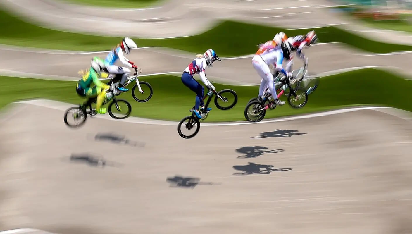 東員 ロード レース地域の活性化と自転車文化の発展を目指す大会が開催される