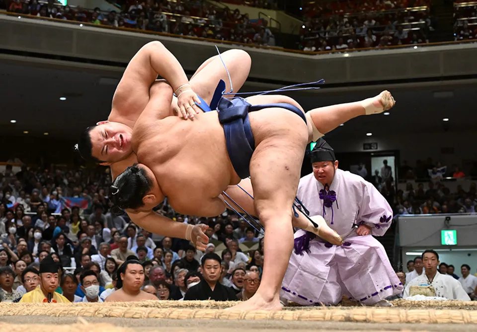 大相撲の熱戦を振り返る！今日の結果と注目対決をチェック 大相撲 今日 の 結果 動画
