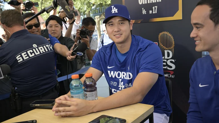 ドジャースの大谷翔平はワールドシリーズに登板しない、とロバーツ監督が語る