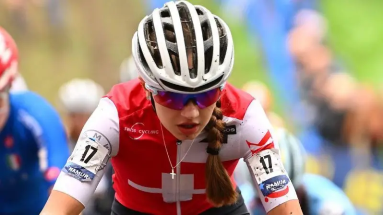 スイスの自転車選手フラーが世界選手権で事故死