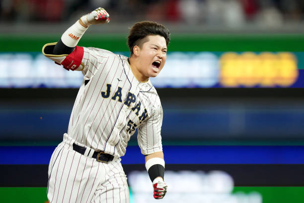 ヤクルト村上宗隆、右ひじ手術を受け復帰は2～3か月後に