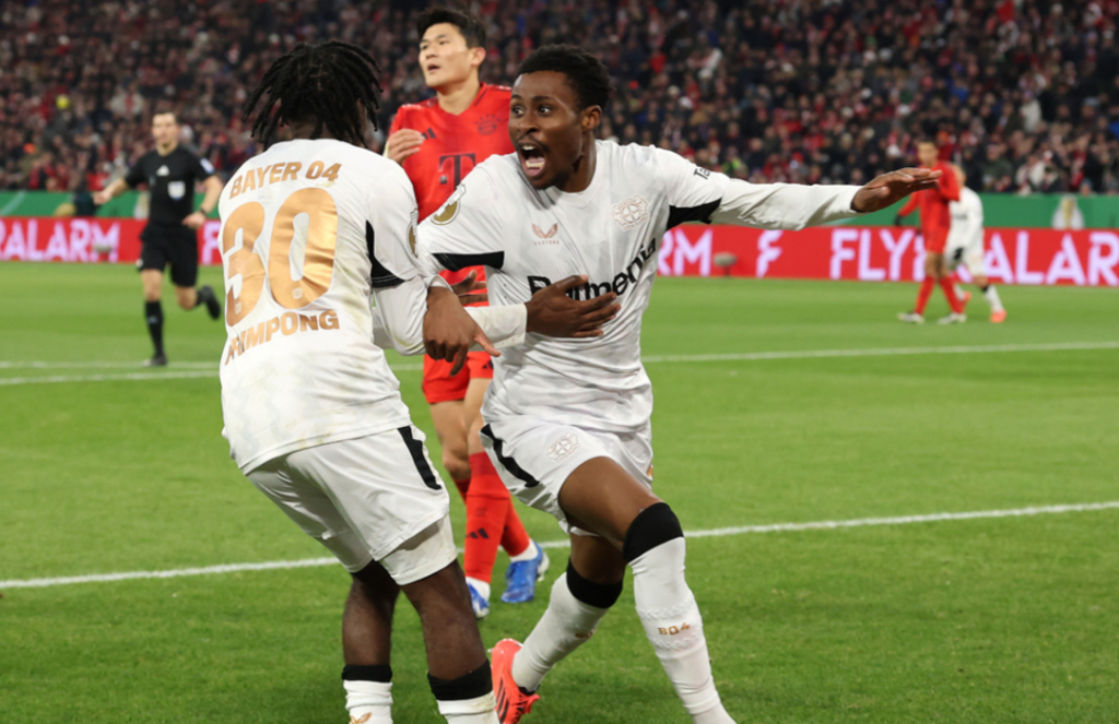 バイエルン、ノイアー退場でレバークーゼンに敗北。フライブルクは3部クラブに逆転負け【DFBポカール】 バイエルン、ノイアー退場でレバークーゼンに敗北。フライブルクは3部クラブに逆転負け【DFBポカール】