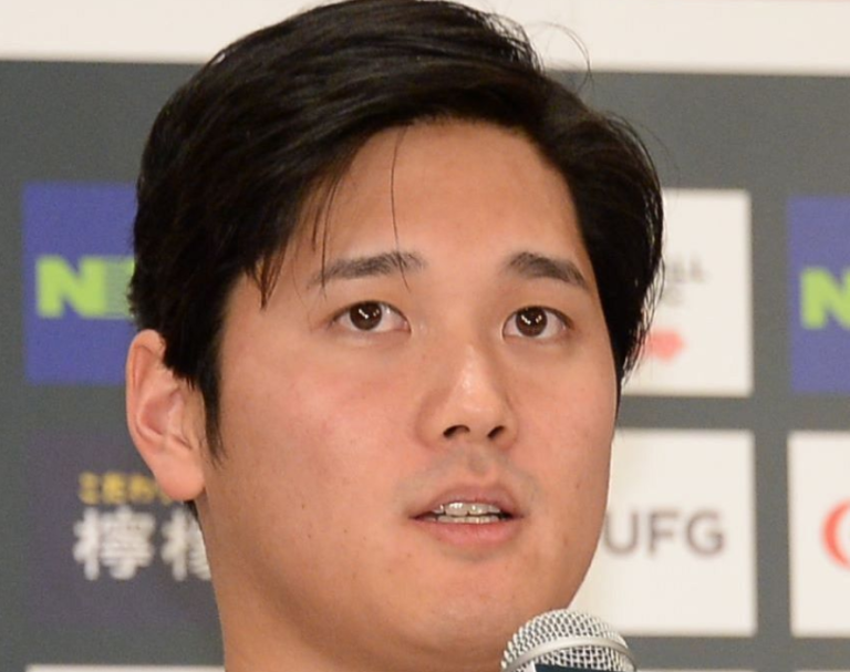 エド・シーラン、チャリティーイベントで大谷翔平夫妻と交流　豪華3ショットが話題に