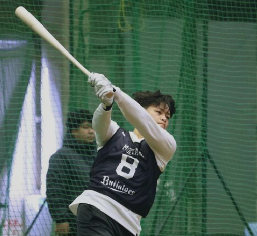 オリックス新人選手が合同自主トレを開始、麦谷は「開幕スタメン目指す」寺西は「1軍で2勝」を目標に オリックス新人選手が合同自主トレを開始、麦谷は「開幕スタメン目指す」寺西は「1軍で2勝」を目標に