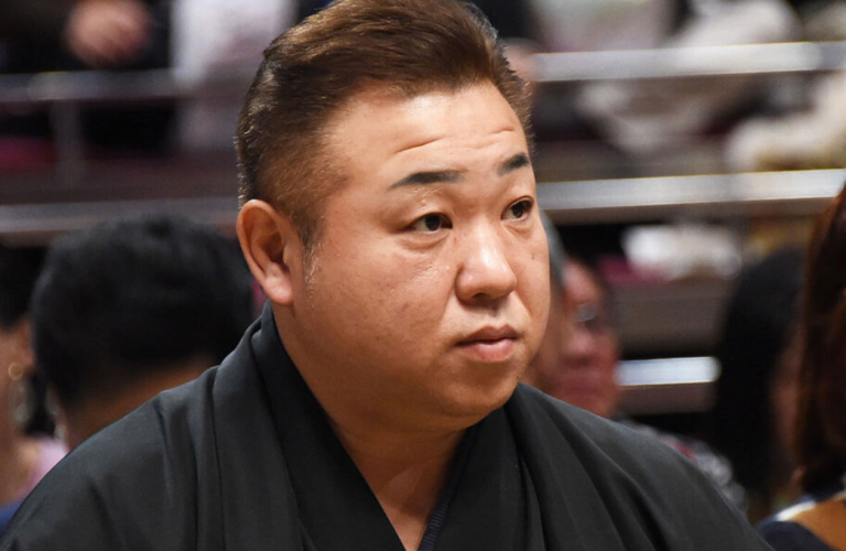 元千代大海・九重親方、タニマチによる違法ギャンブル通いの告発