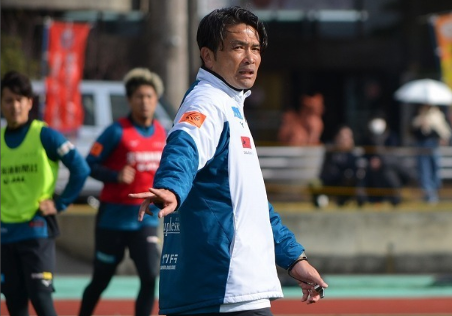 新たなスタイルで挑む2025年シーズン、岩政監督が描く“選手主体”の札幌サッカー 新たなスタイルで挑む2025年シーズン、岩政監督が描く“選手主体”の札幌サッカー