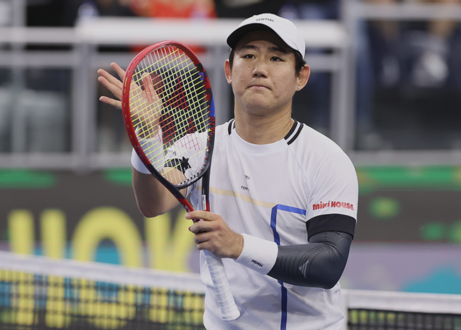 西岡良仁、ATP500ダラス・オープンでティアフォーを逆転し8強進出!「自分でもびっくり」と驚きの声 西岡良仁、ATP500ダラス・オープンでティアフォーを逆転し8強進出!「自分でもびっくり」と驚きの声