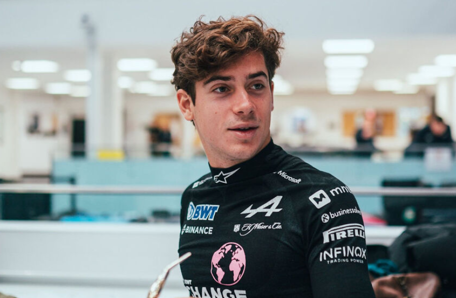 フランコ・コラピントがアルピーヌF1で初走行、ドゥーハンと共に旧型車テストに挑戦 フランコ・コラピントがアルピーヌF1で初走行、ドゥーハンと共に旧型車テストに挑戦