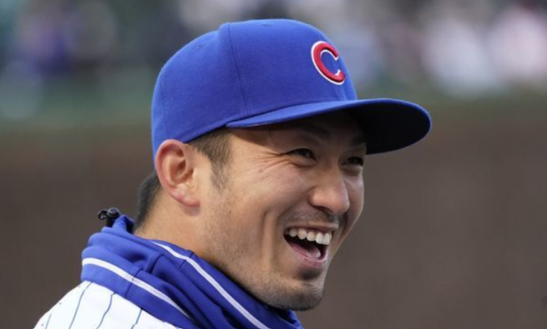 鈴木誠也、軽快な右ゴロ処理でピンチを救う　「適当に投げました」のコメントに笑い 