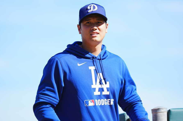 大谷翔平、12時間のフライト中は「寝るだけ」　シンプルな答えにファンが大反応 