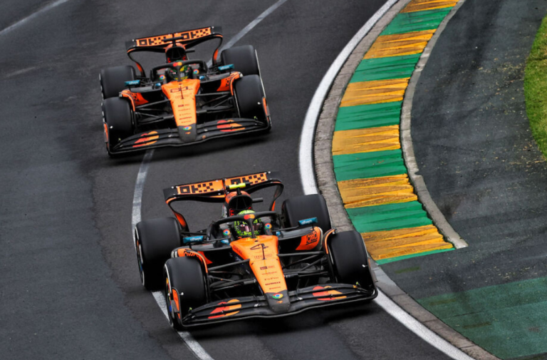 マクラーレンのチームオーダー、ピアストリとノリスの争いを制限した理由とは？／F1オーストラリアGP